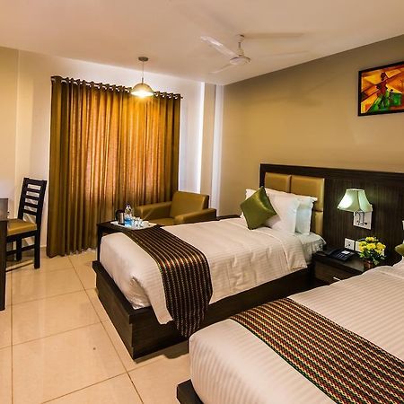 Plaza Hotel Trichy Tiruchirappalli Ruang foto