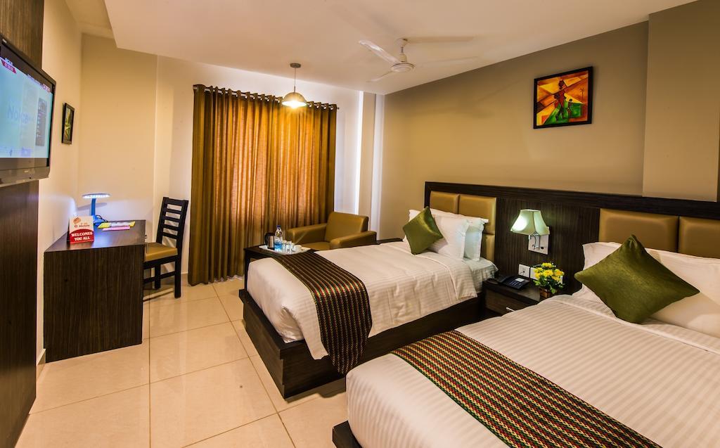 Plaza Hotel Trichy Tiruchirappalli Ruang foto