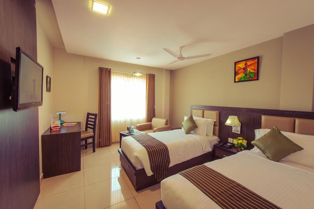 Plaza Hotel Trichy Tiruchirappalli Ruang foto
